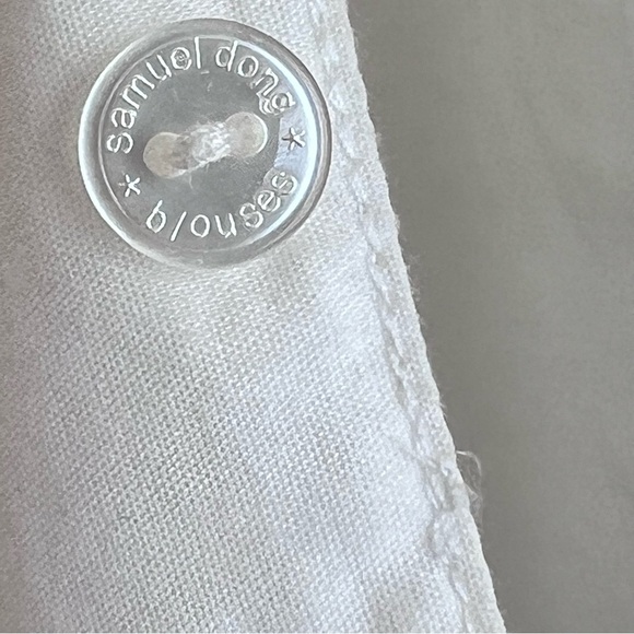 EUC- Samuel Dong- Dbl Zip Smocked Wire Neckline Front Ruffles White Top- M - Picture 11 of 15